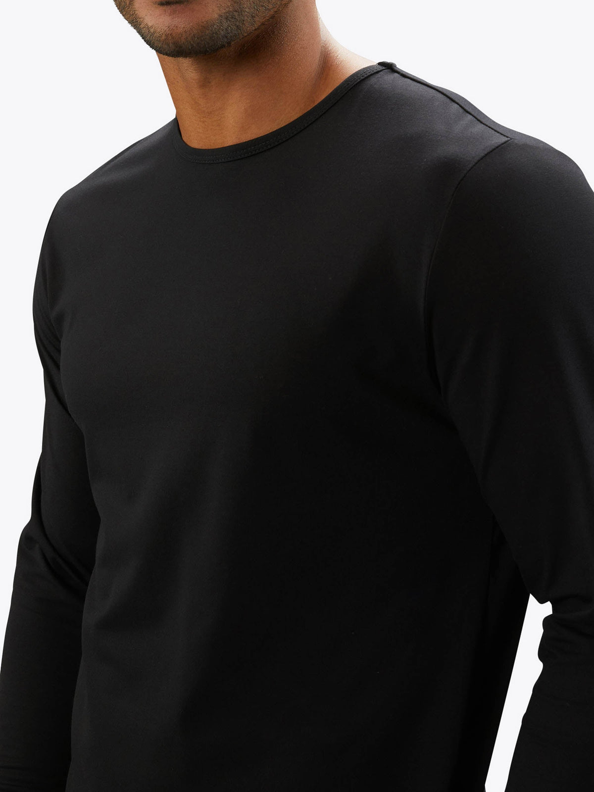 AO Long Sleeve Curve-Hem Tee | Black Signature-fit PYCA Pro®