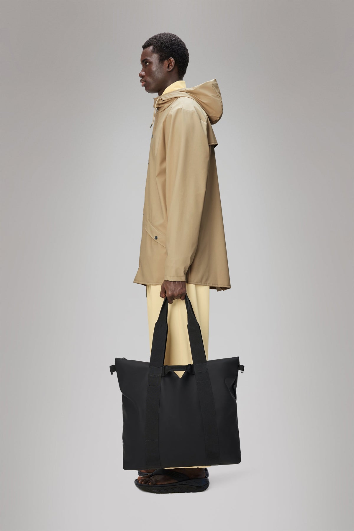 RAINS Tote Bag Black 23L H46 x D10 x W53 cm Tote