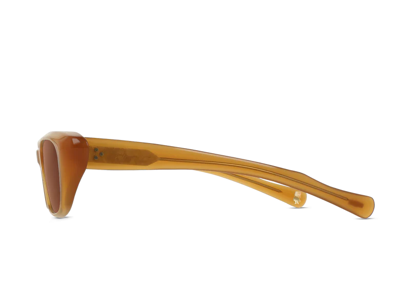 Iwa Polarized