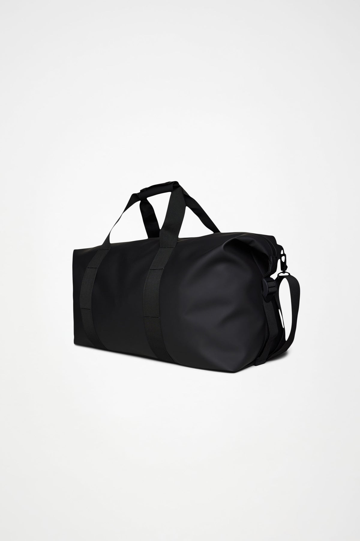 RAINS Hilo Weekend Bag Large Black 47L H29 x D28 x W60 cm Weekender