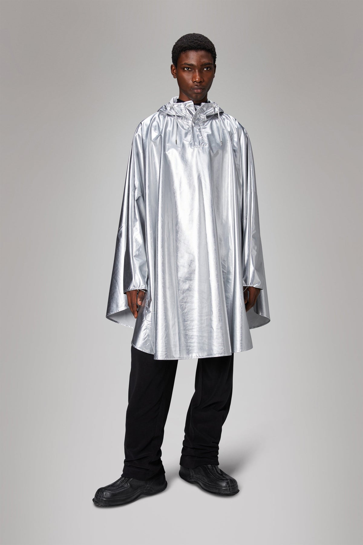 RAINS Cape Mirror Cape