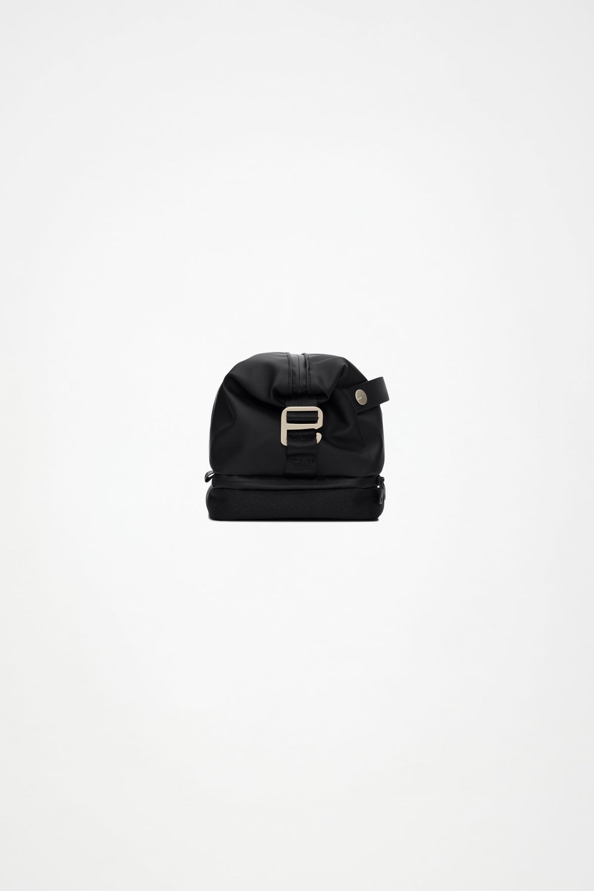 RAINS Otaru Wash Bag Black 9L H17 x D15 x W27 cm Wash Bag