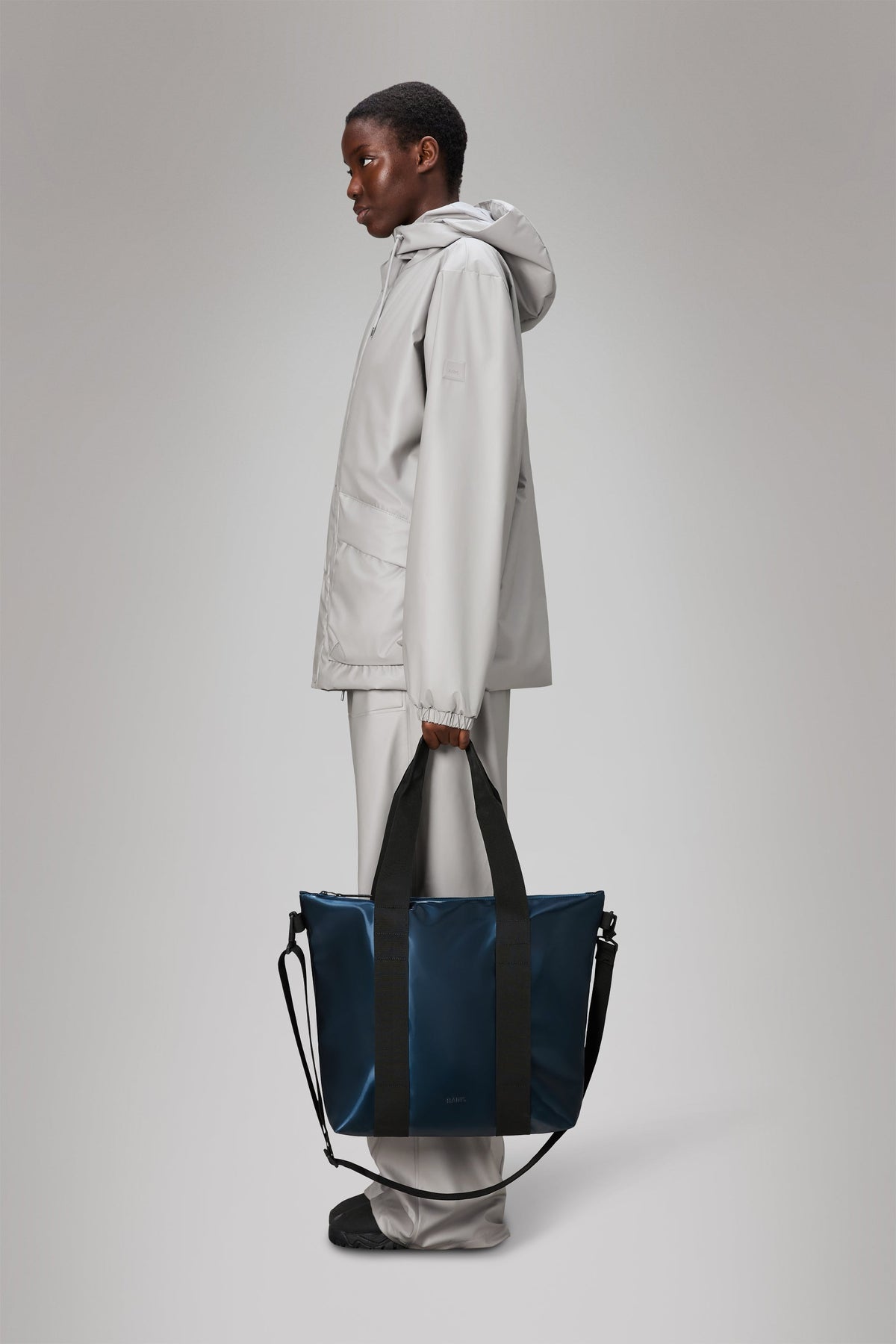 RAINS Tote Bag Mini Spill 16L H36 x D13 x W40 cm Tote