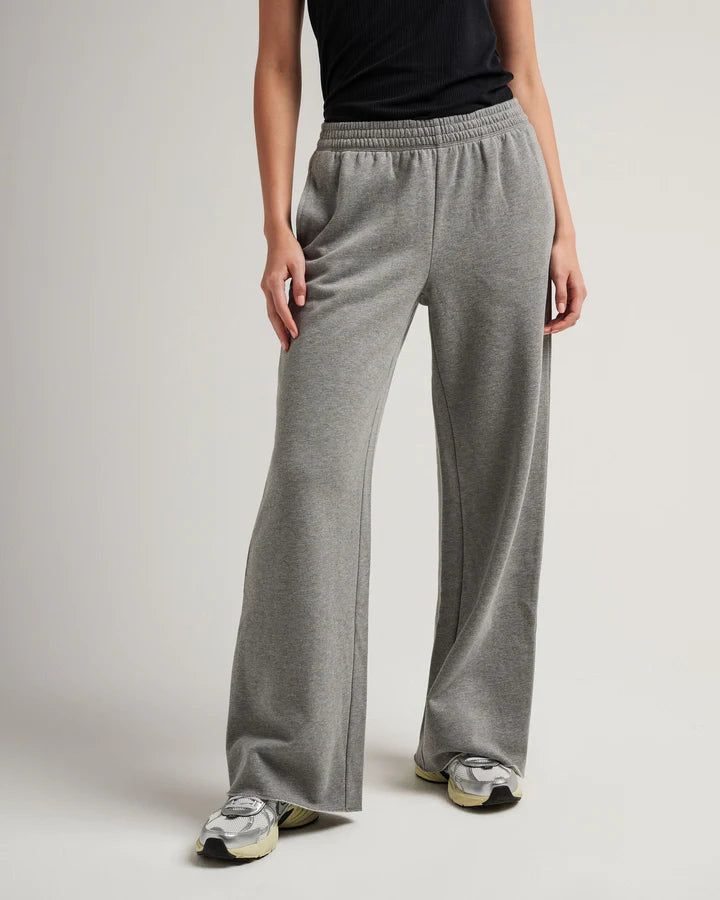 Women&#39;s Recycled Fleece Wide Leg Pant