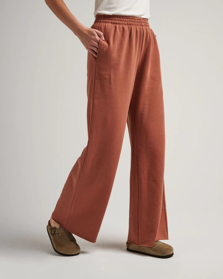 Women&#39;s Recycled Fleece Wide Leg Pant