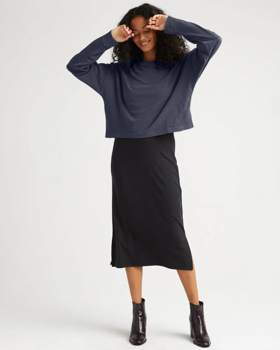 Women's Relaxed Crop Long Sleeve Tee