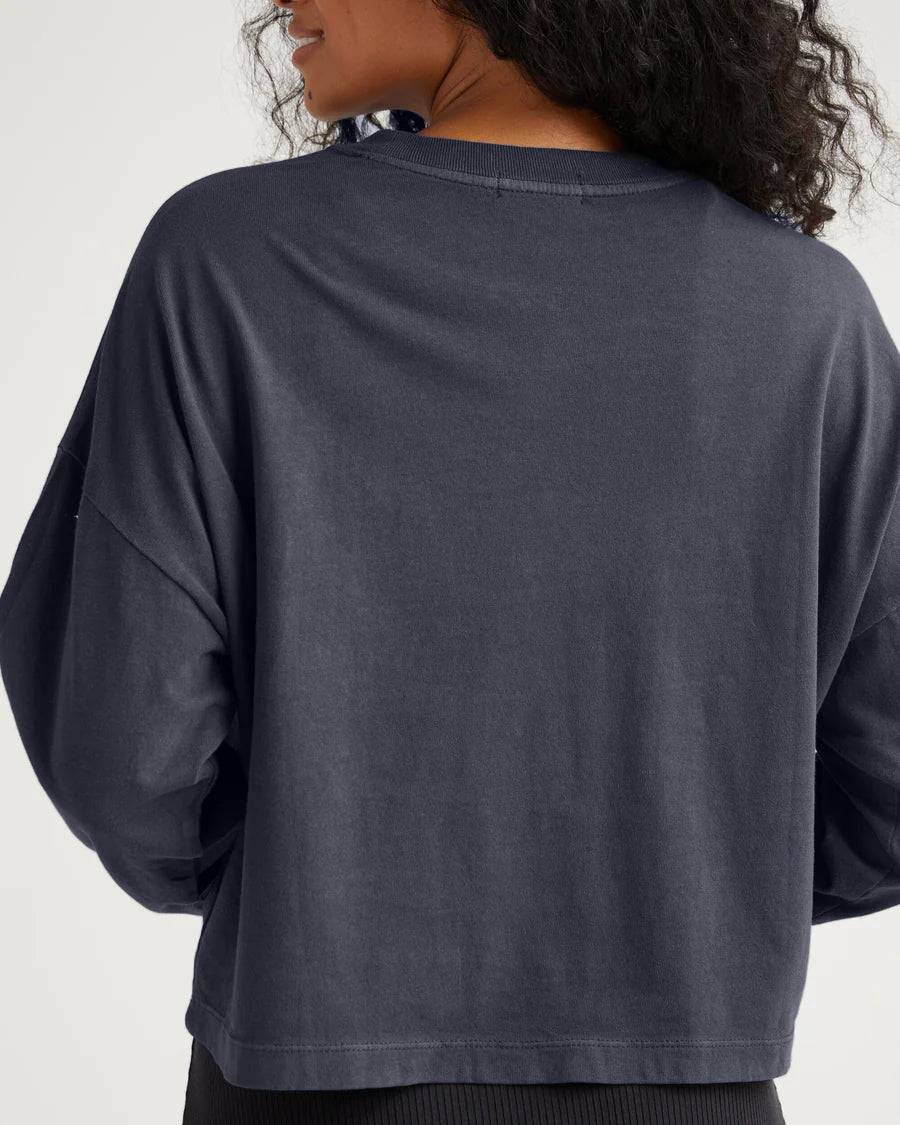Women's Relaxed Crop Long Sleeve Tee