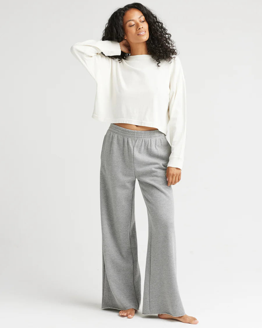 Women's Relaxed Crop Long Sleeve Tee