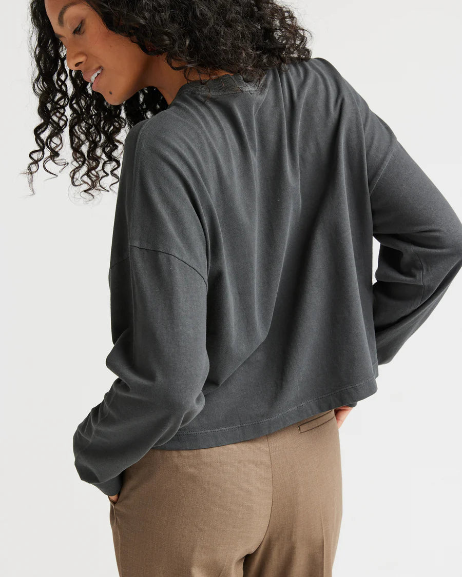 Women's Relaxed Crop Long Sleeve Tee
