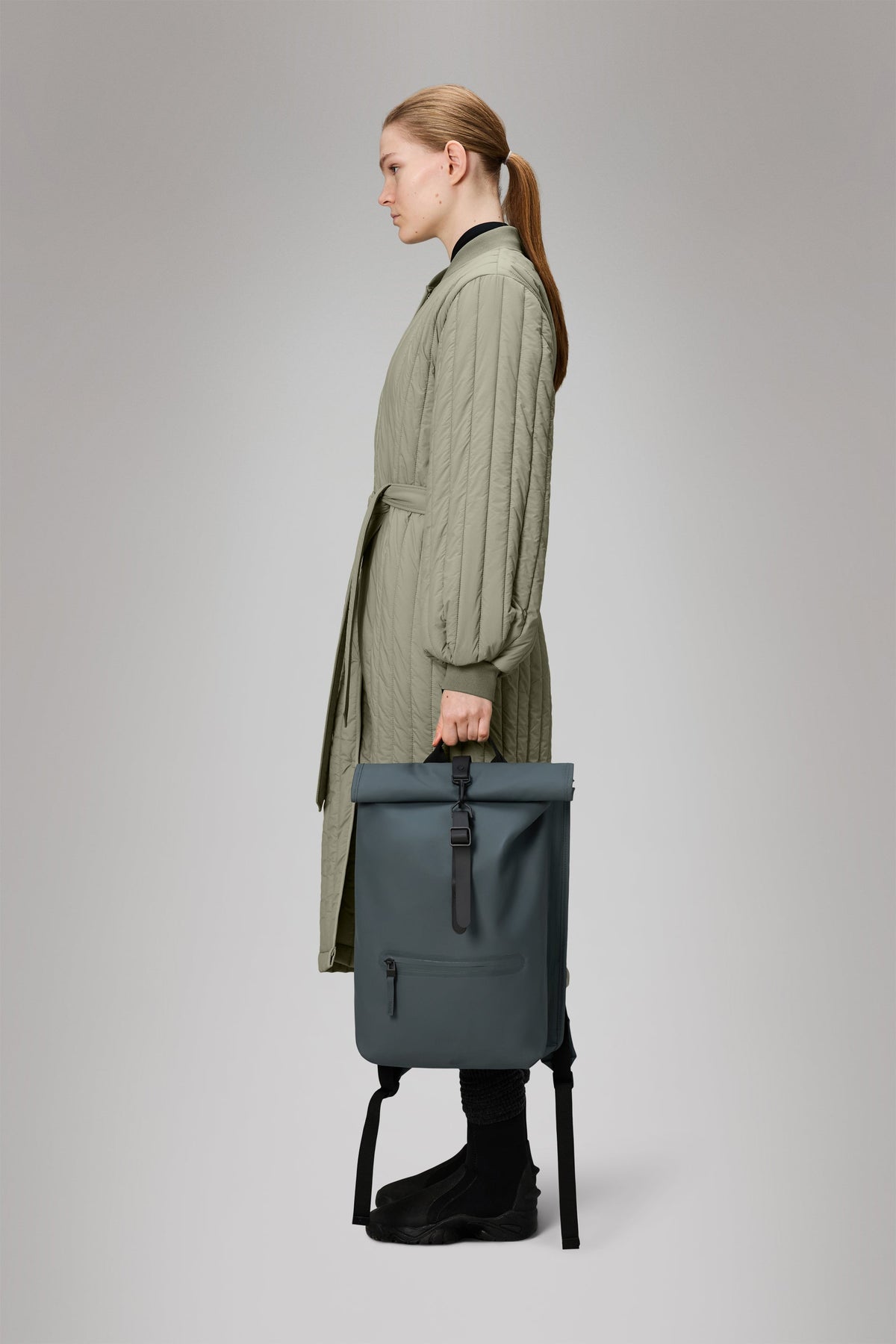 RAINS Rolltop Rucksack Lagoon 17L H60 x D11 x W32 cm Backpack