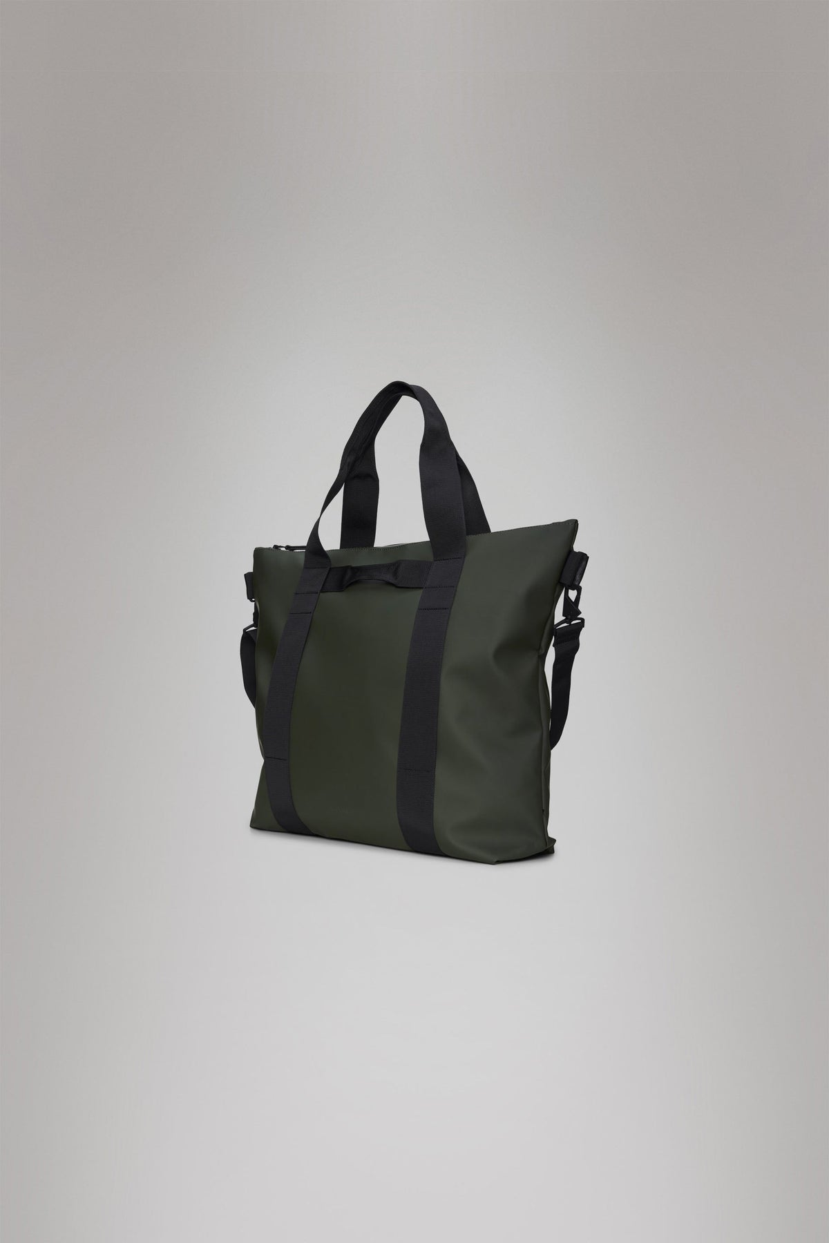 RAINS Tote Bag Green 23L H46 x D10 x W53 cm Tote