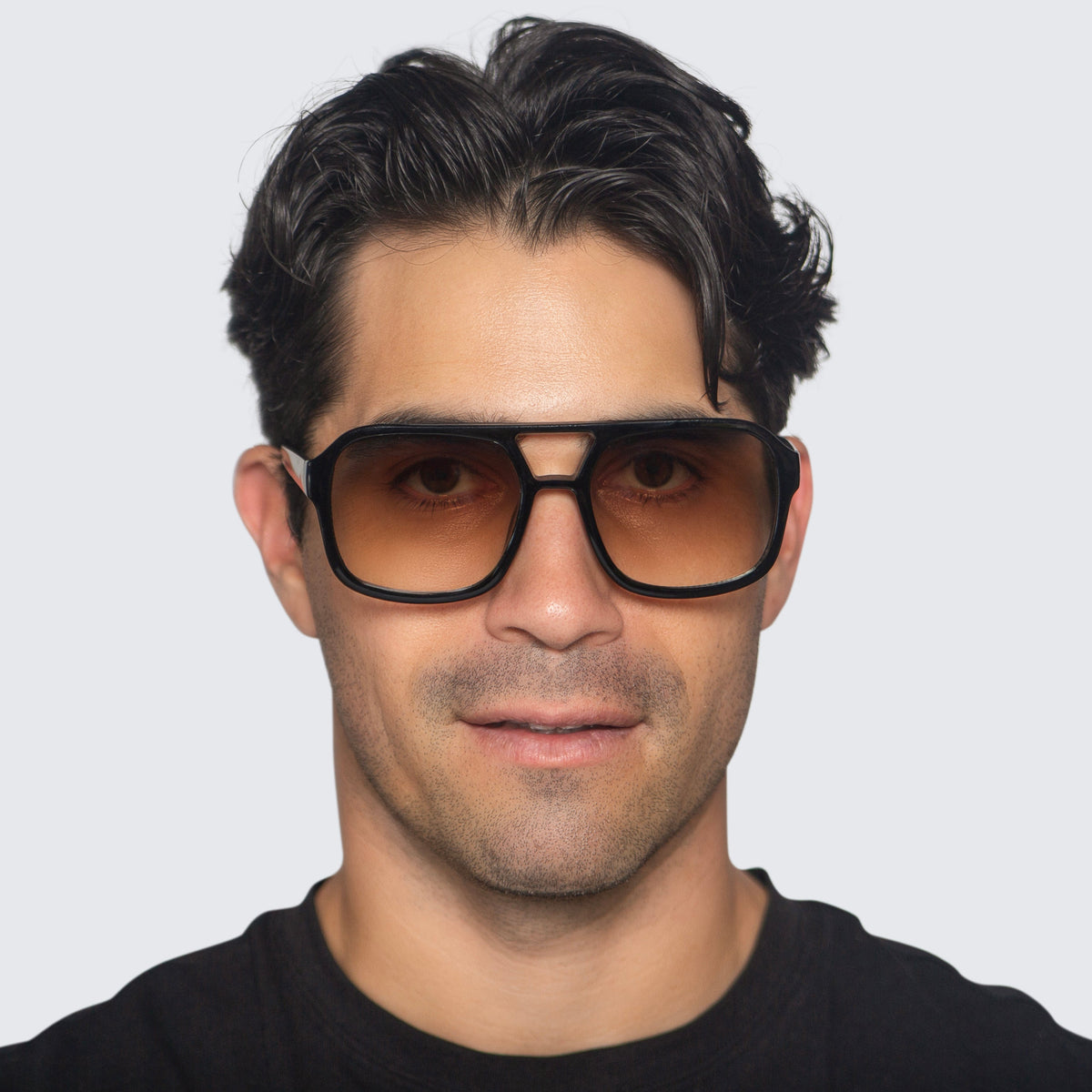 Jaxy Diplomat Aviator sunglasses — worn view #Color_Black