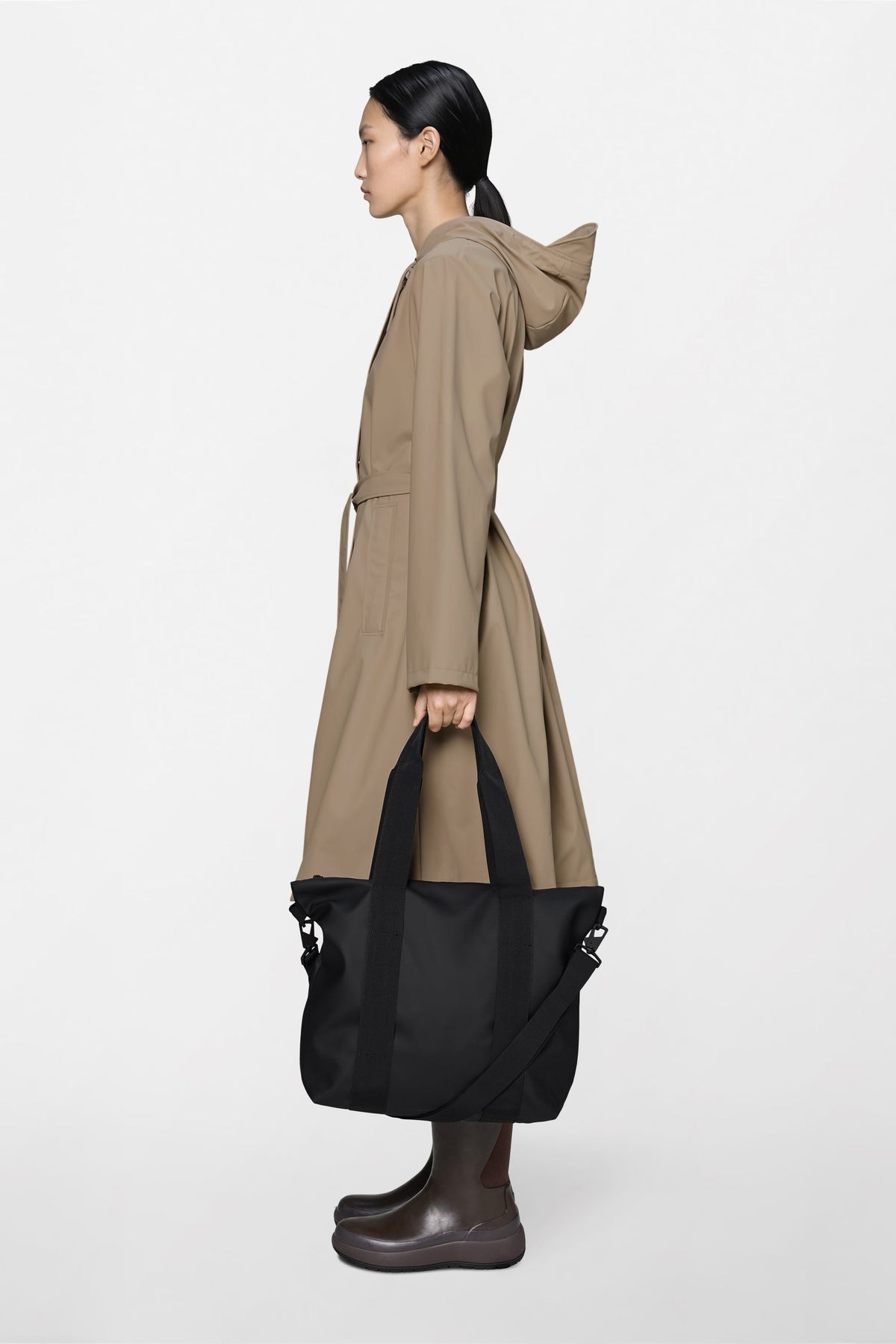 RAINS Tote Bag Mini Black 18.50L H36 x D13 x W46 cm Tote