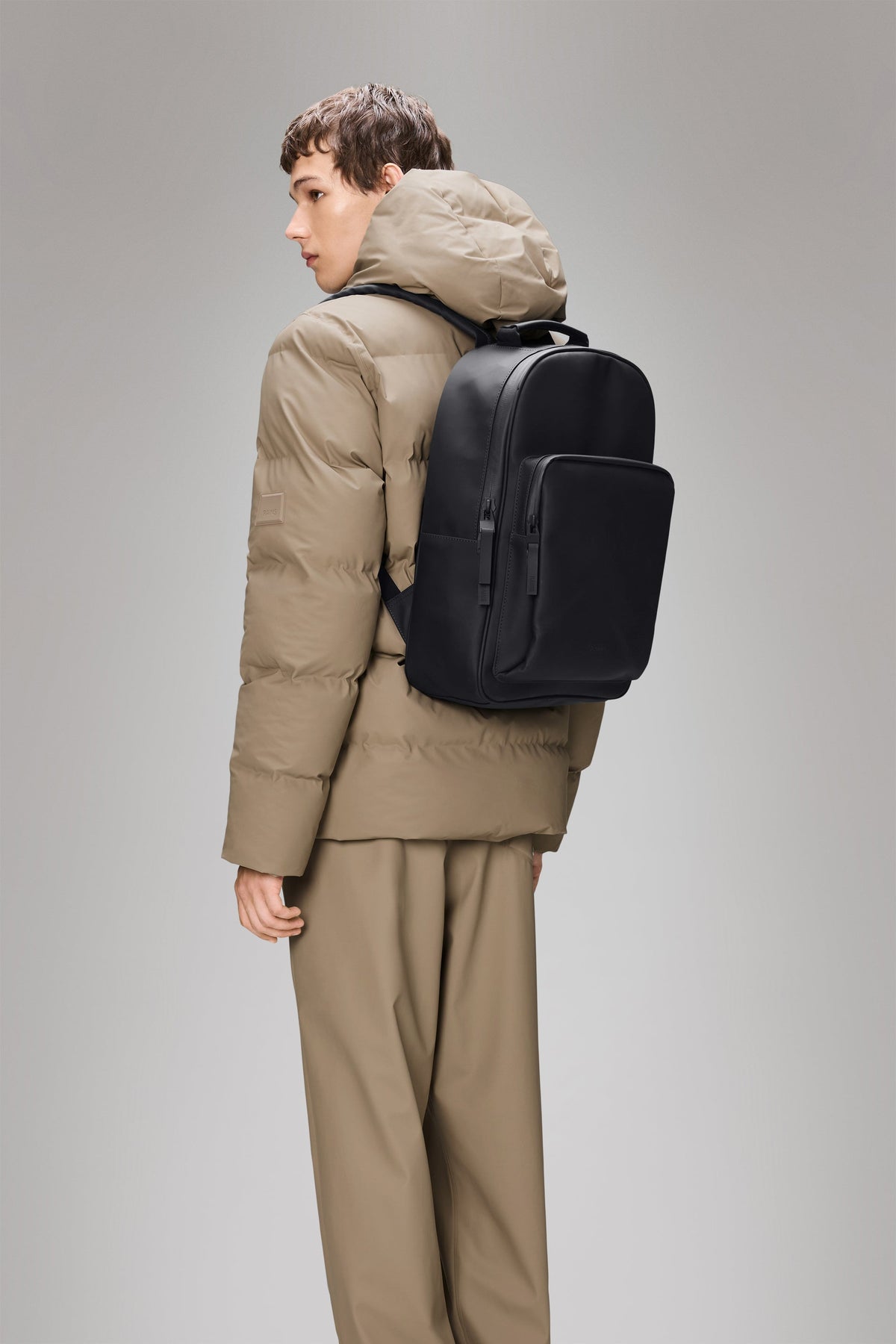 RAINS Book Daypack Large Black 15L H45 x D12 x W30 cm Backpack