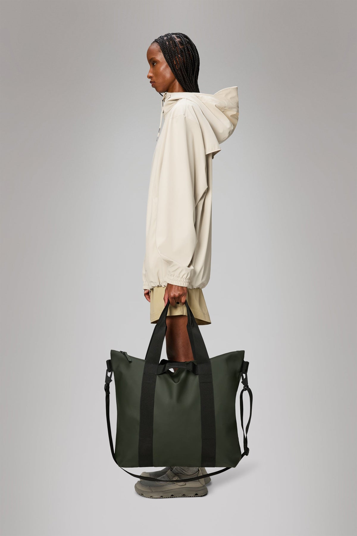RAINS Tote Bag Green 23L H46 x D10 x W53 cm Tote