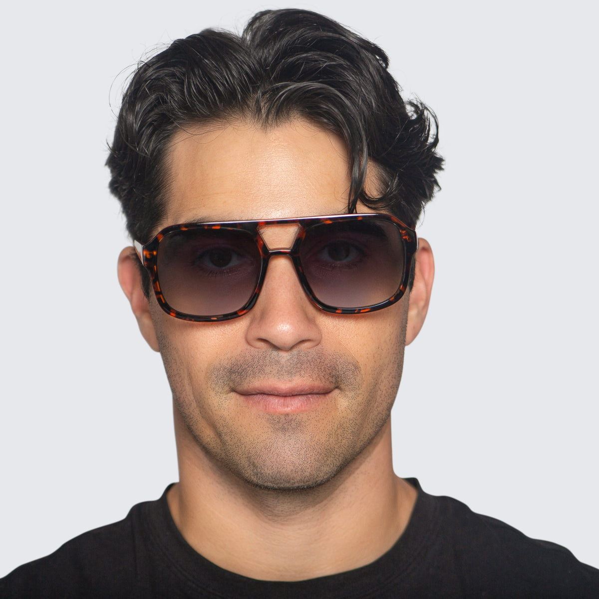 Jaxy Diplomat Aviator sunglasses — worn view #Color_Tortoise