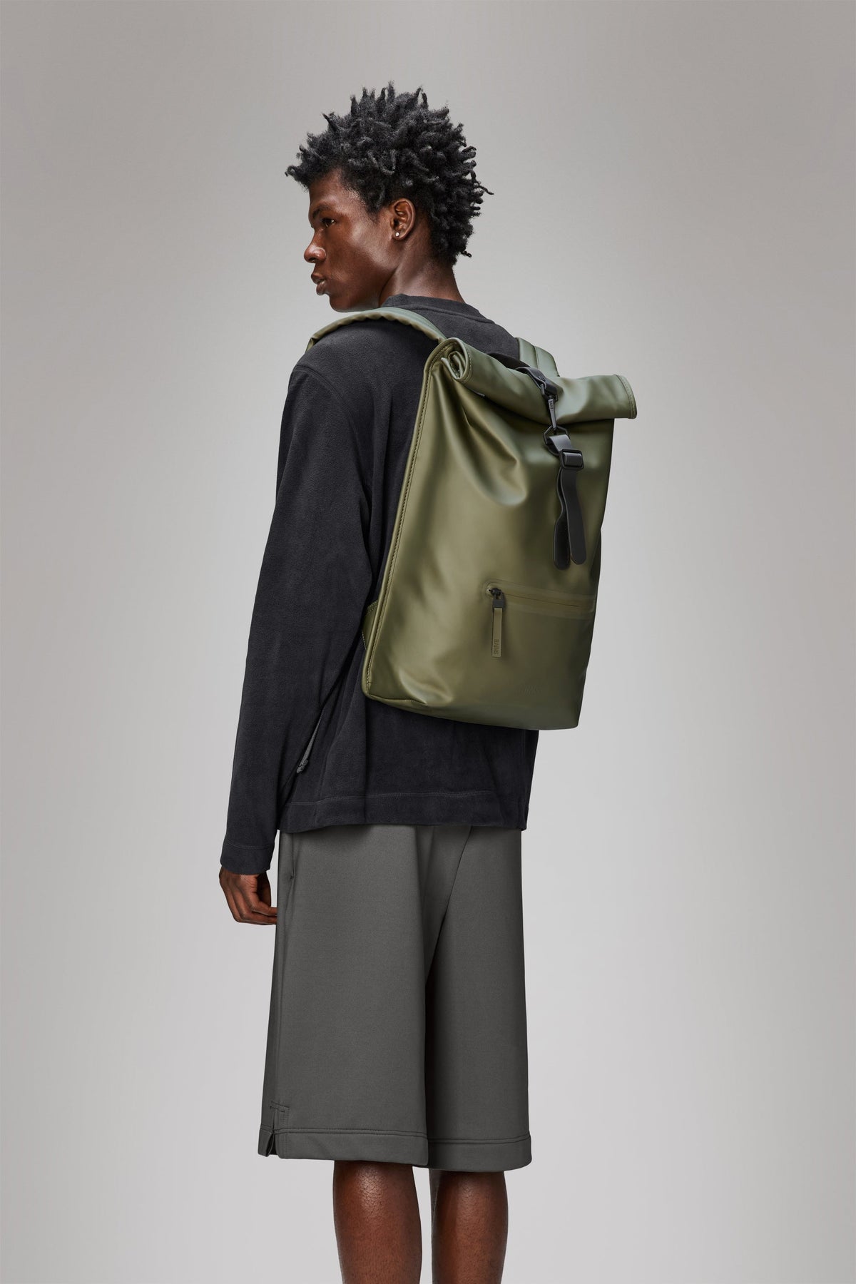 RAINS Rolltop Rucksack Revel 17L H48 x D11 x W32 cm Backpack