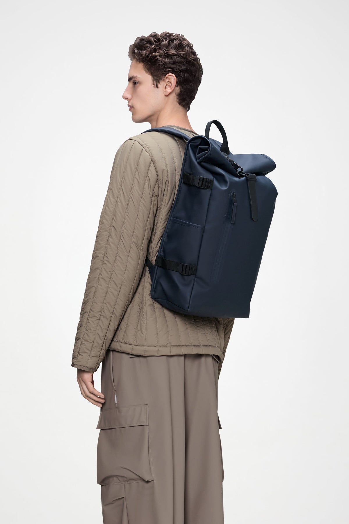 RAINS Rolltop Rucksack Large Navy 28L H63 x D14 x W32 cm Backpack