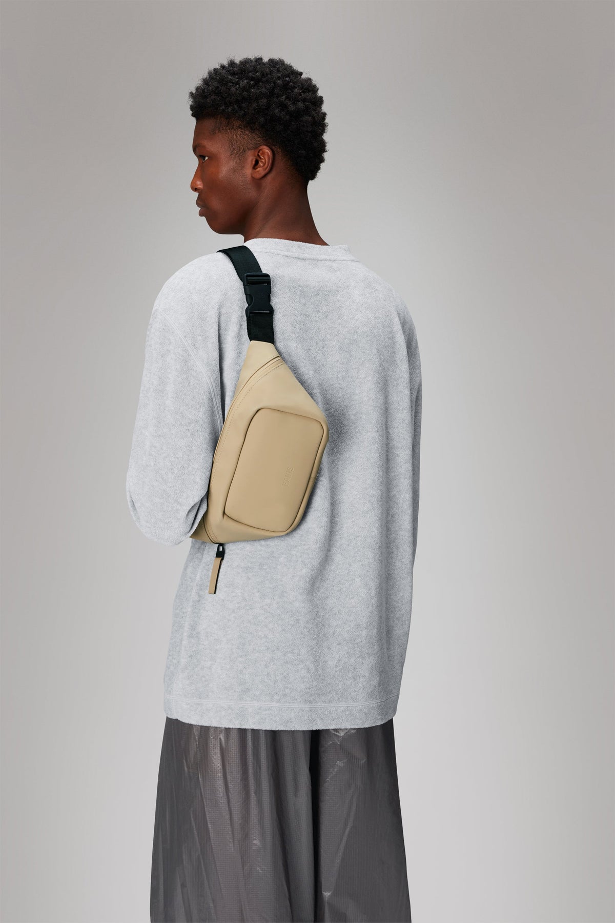 RAINS Bum Bag Mini Sand 4.30L H17 x D8 x W32 cm Bum bag