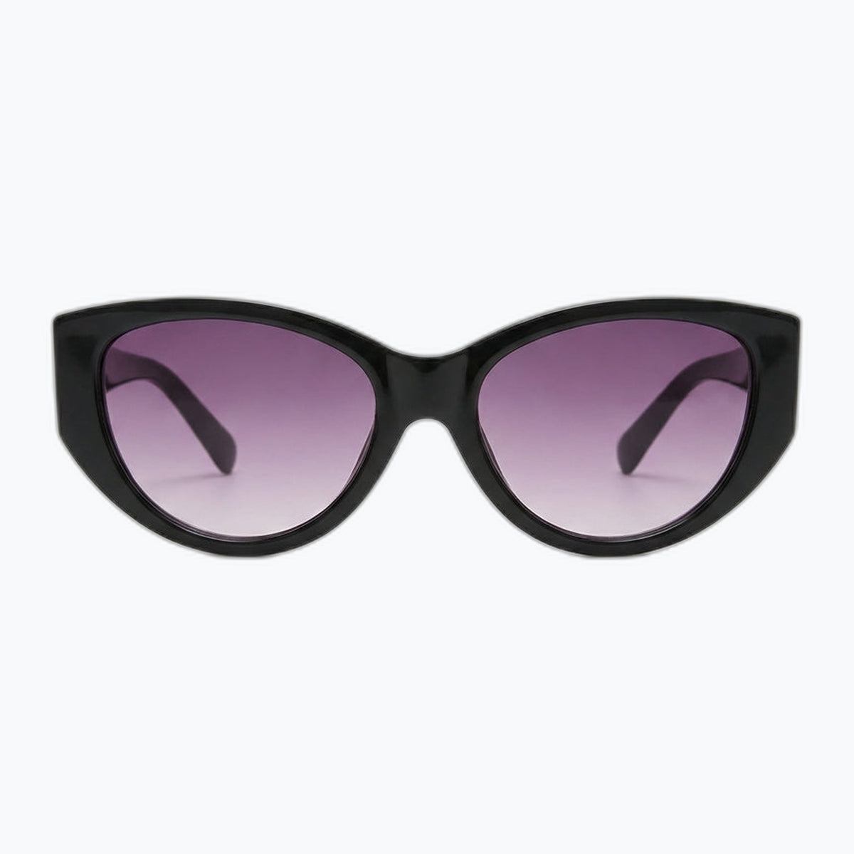 Jaxy Velour in Black — Cat-eye Polarized sunglasses