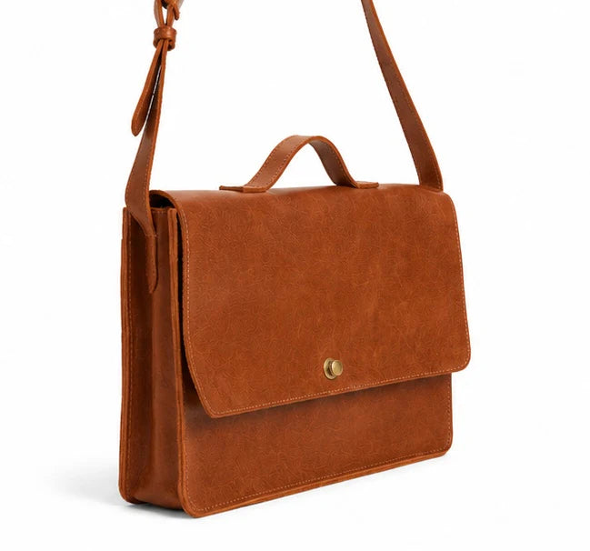 Austin Full-Grain Leather Messenger Bag