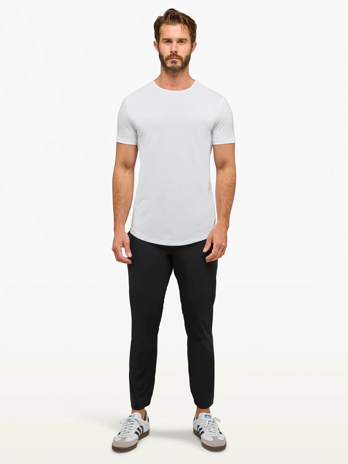 AO Jogger Pant | Black Slim-fit Versaknit®