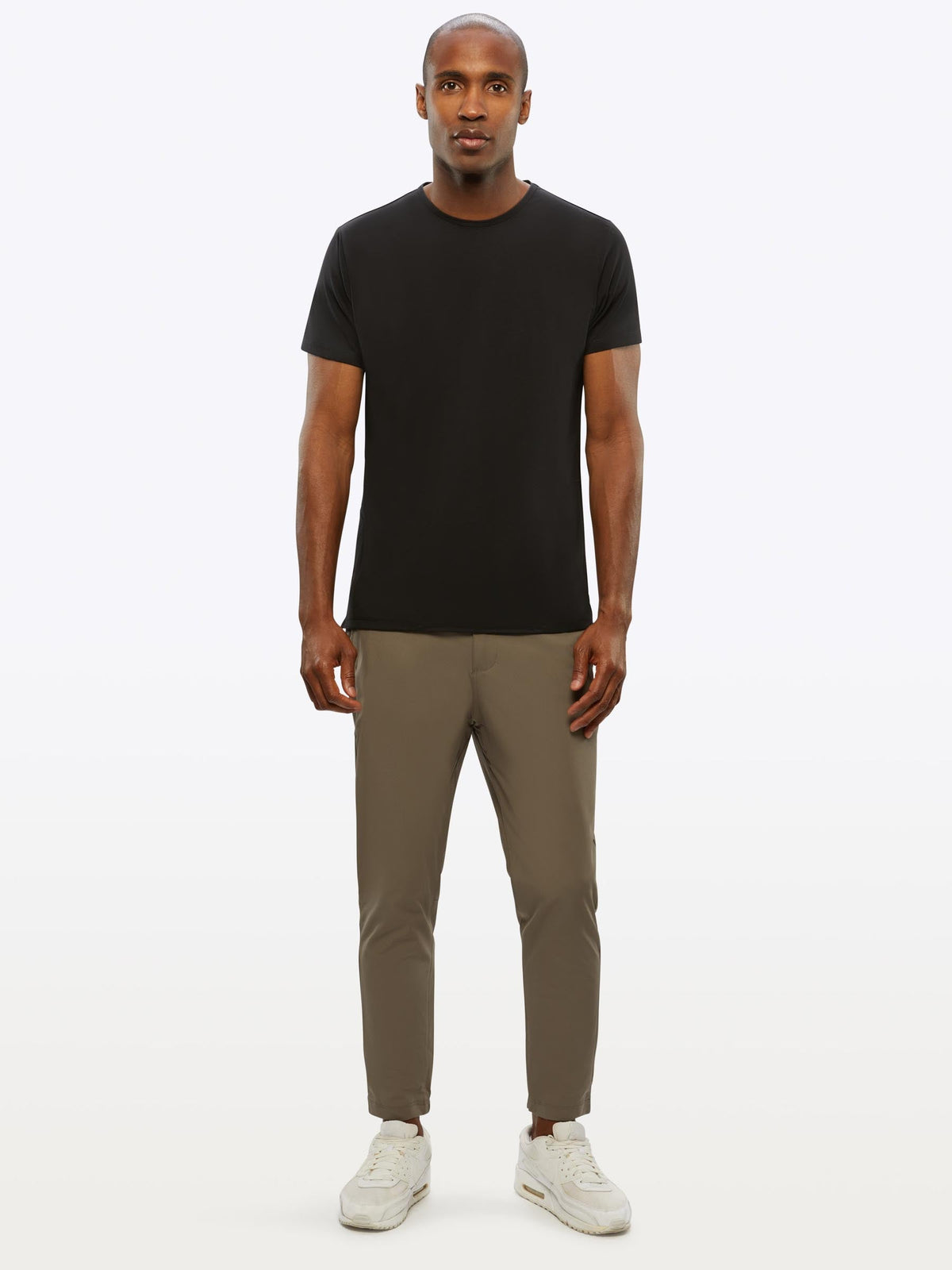 AO Split-Hem Tee | Black Signature-fit PYCA Pro®