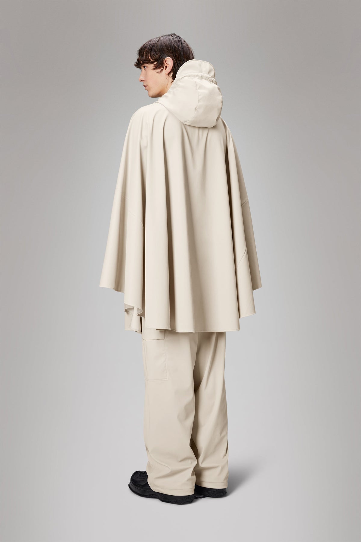 Rains Cape Capes 95 Dune Grain