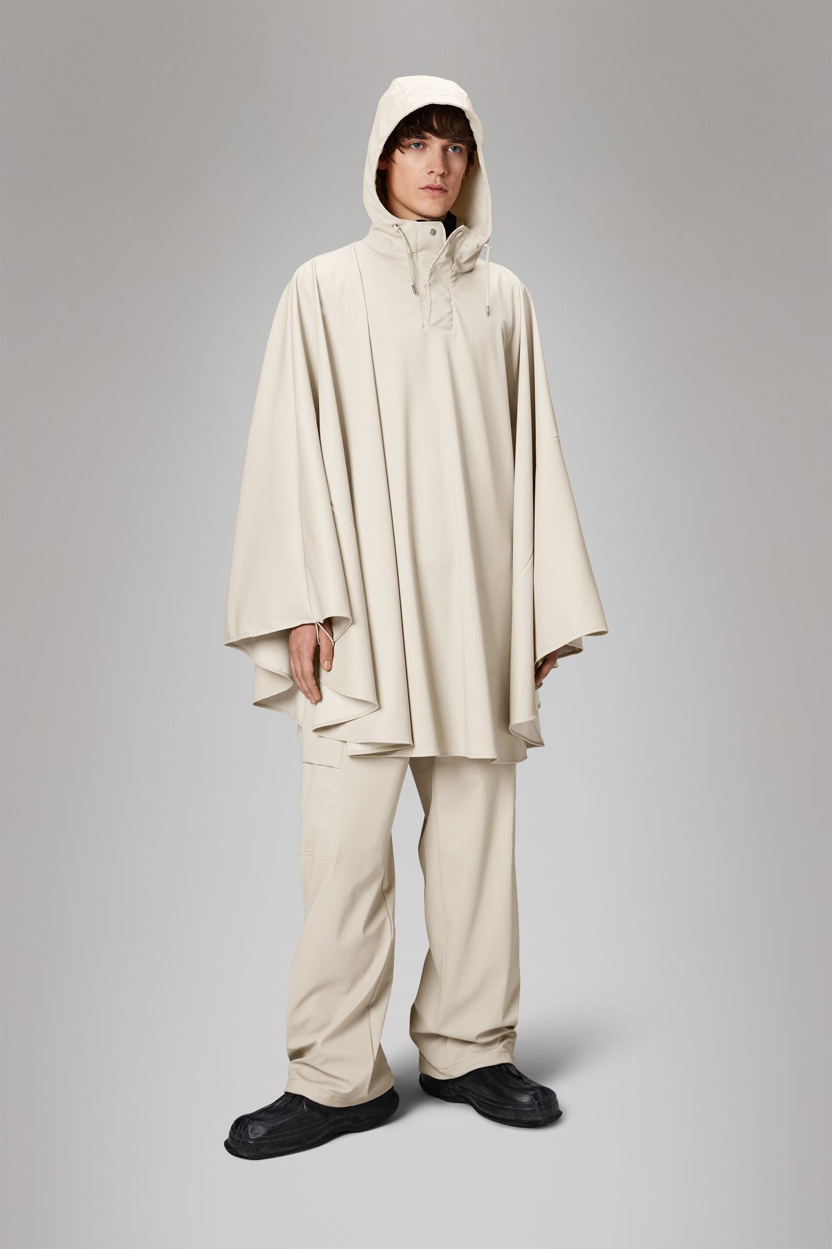 Rains Cape Capes 95 Dune Grain