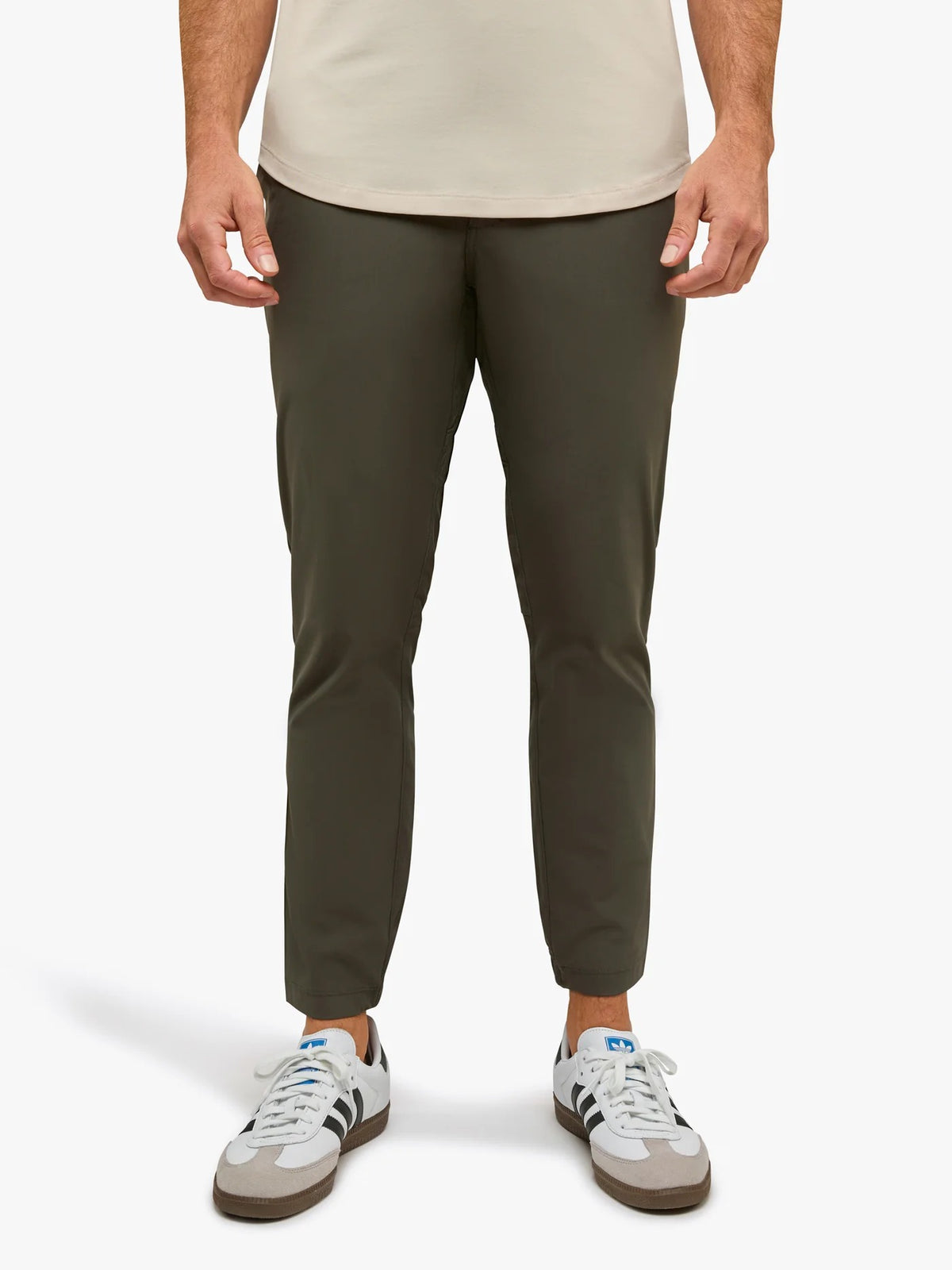 AO Jogger Pant | Dark Pine Slim-fit Versaknit®
