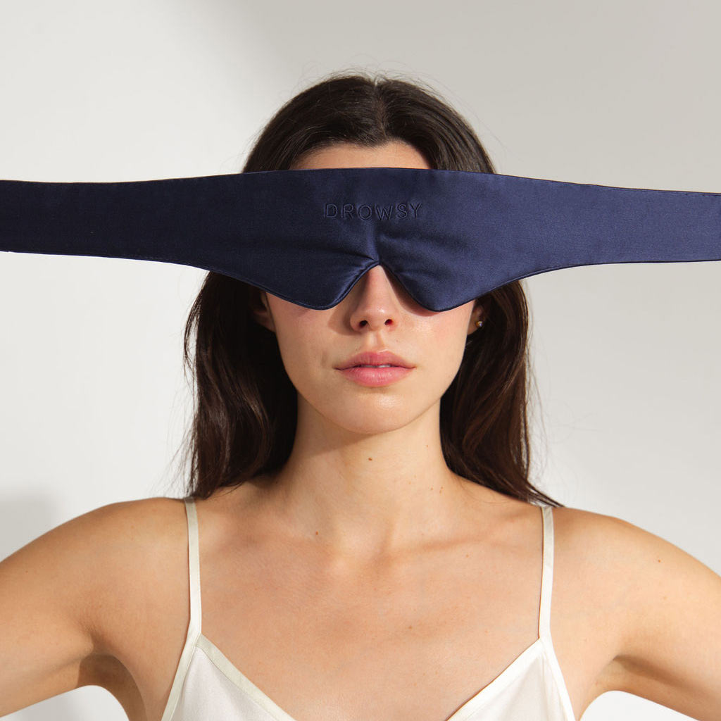 Featherweight Silk Eye Mask - Midnight Blue