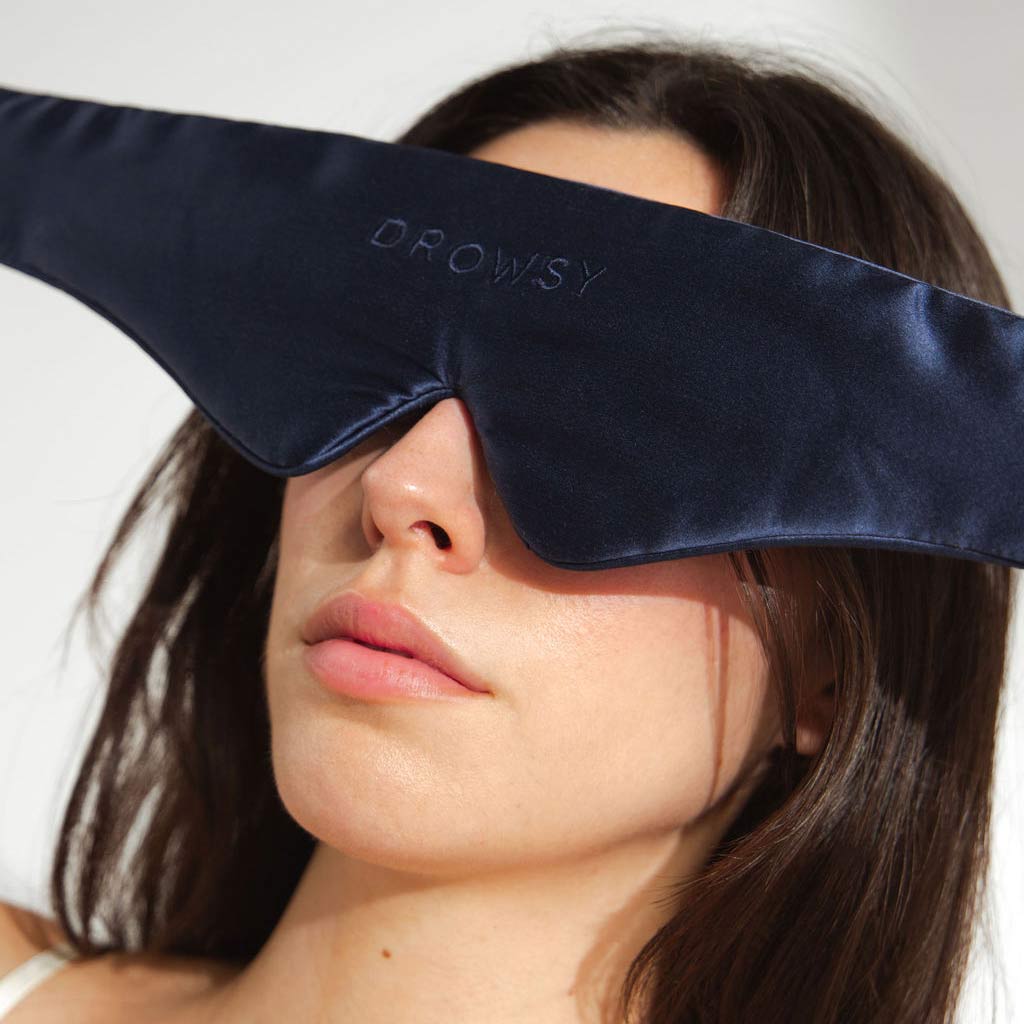 Featherweight Silk Eye Mask - Midnight Blue