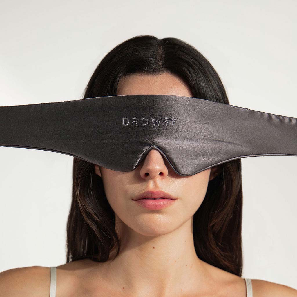 Featherweight Silk Eye Mask - Moonlight Shadow