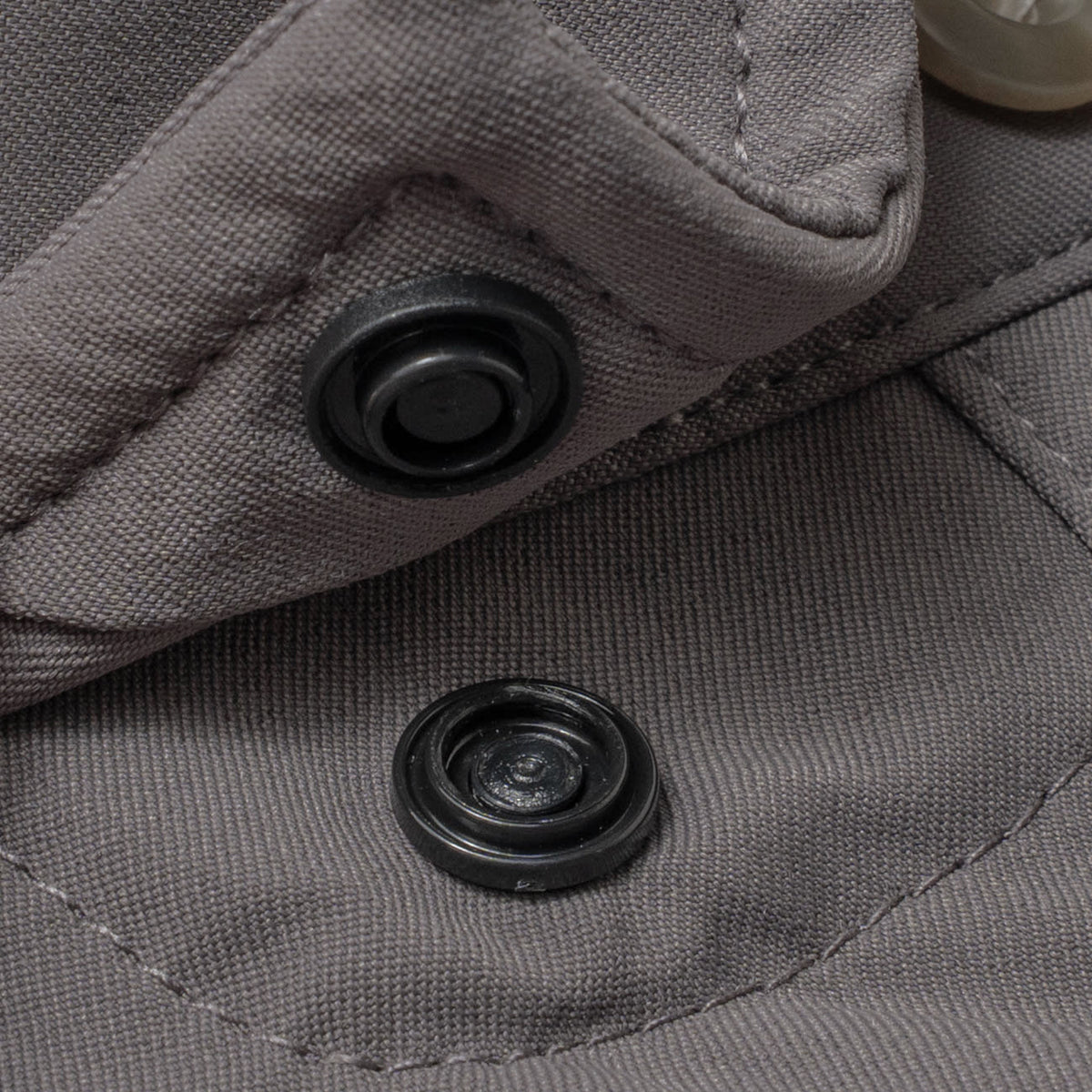 photo of collar snap