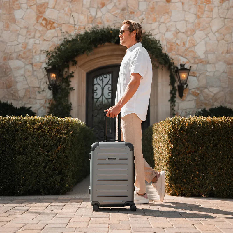 Carry-On Closet Original
