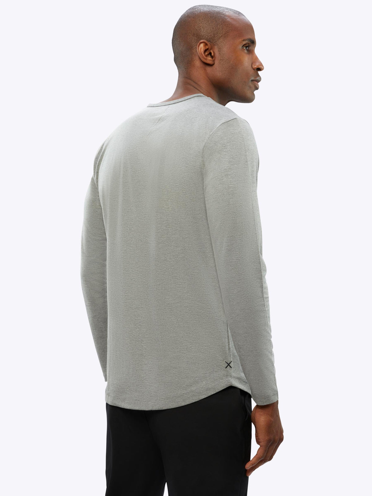 AO Long Sleeve Curve-Hem Tee | Heather Grey Signature-fit PYCA Pro®