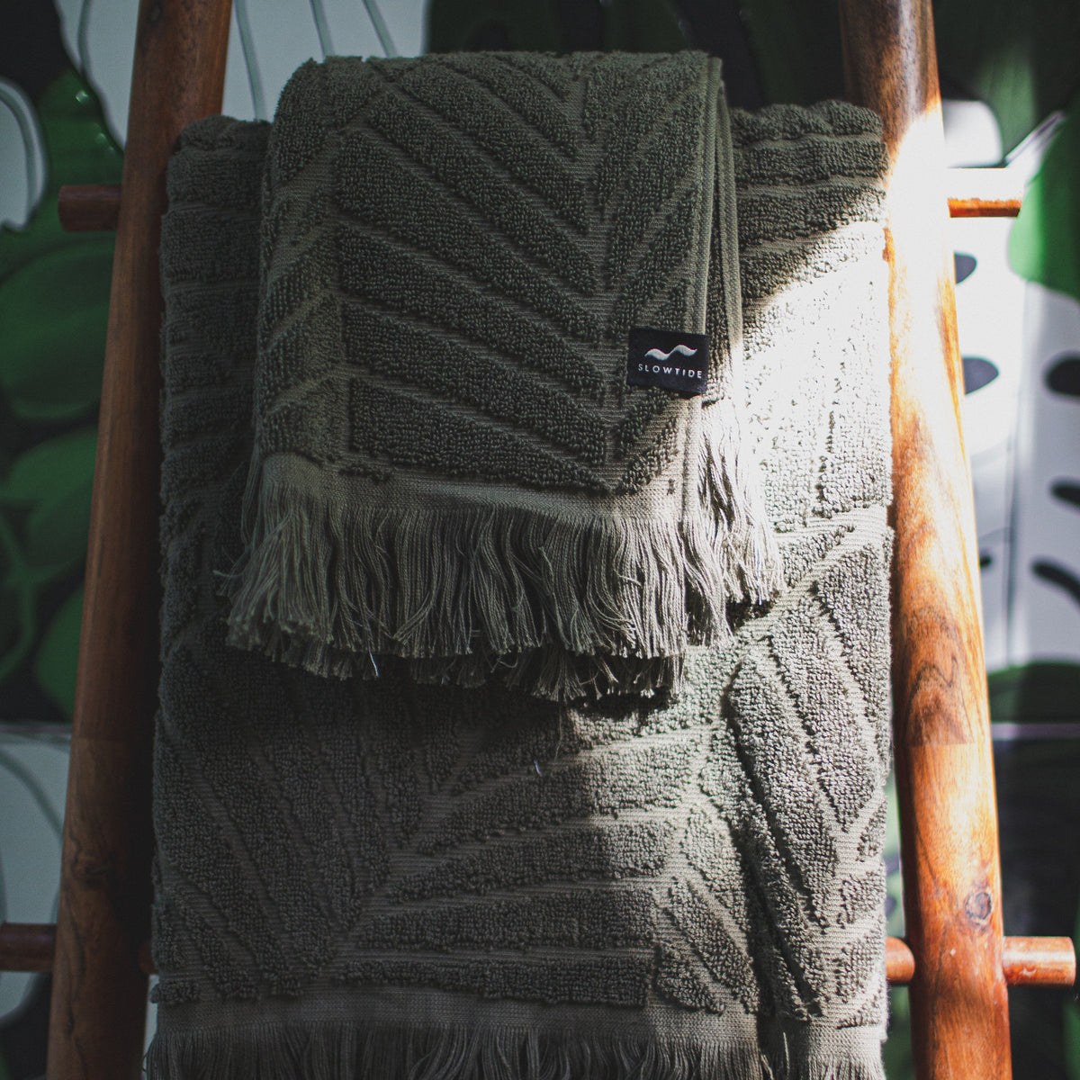 Kalo Bath Towel - Slowtide