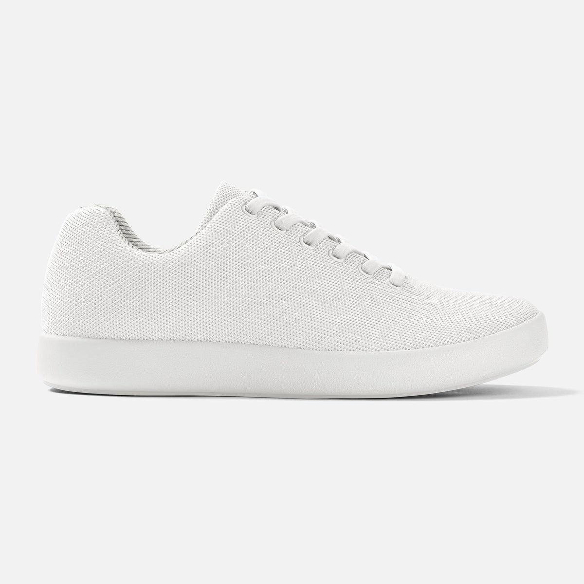 Model 000: White