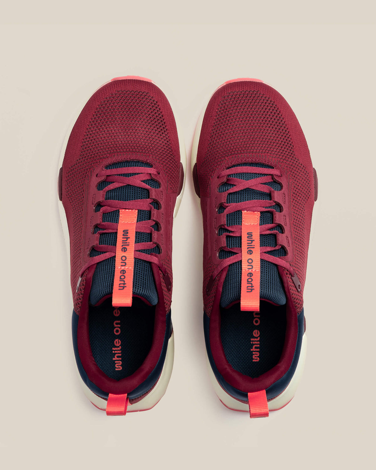women's move trainer - beet/oat