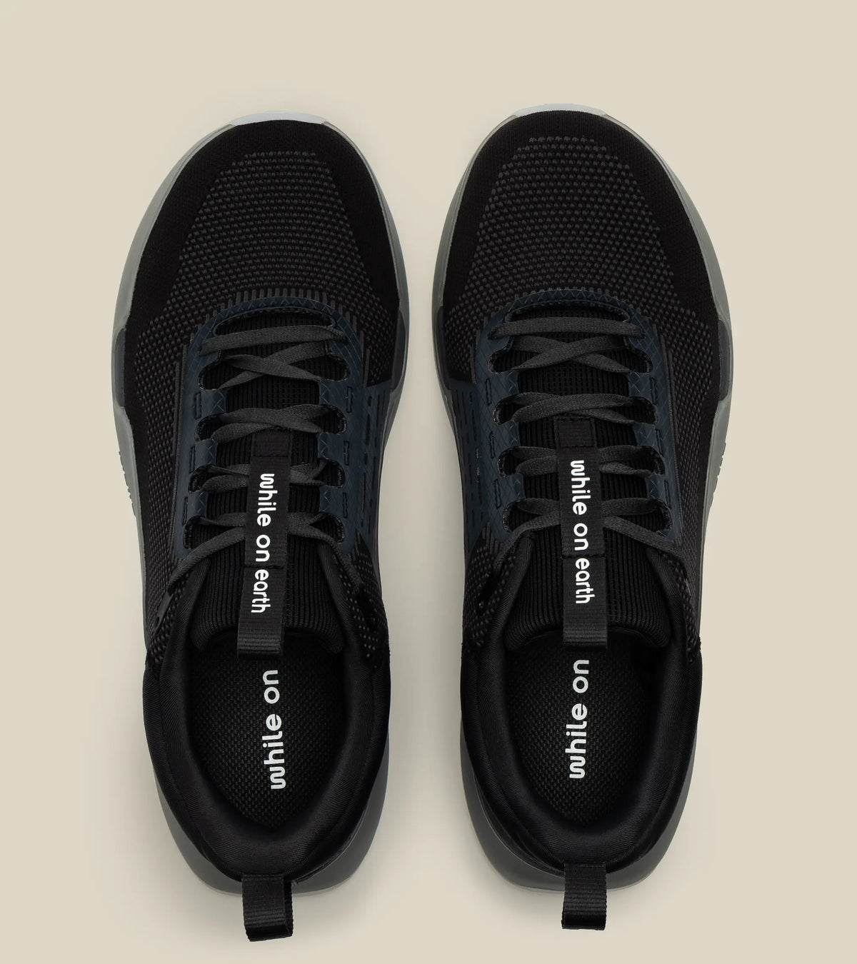 women's move trainer - black/moon