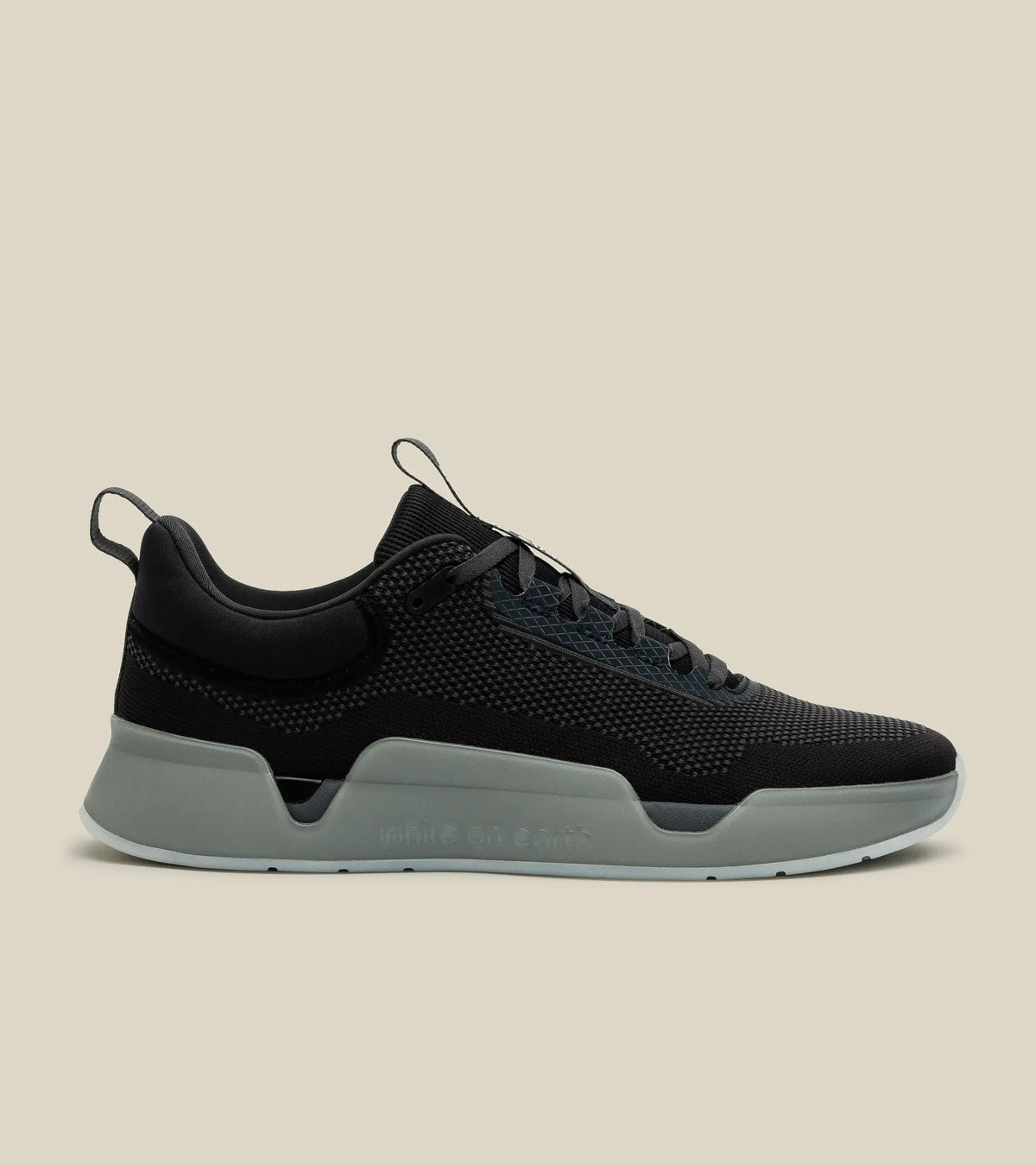 women's move trainer - black/moon