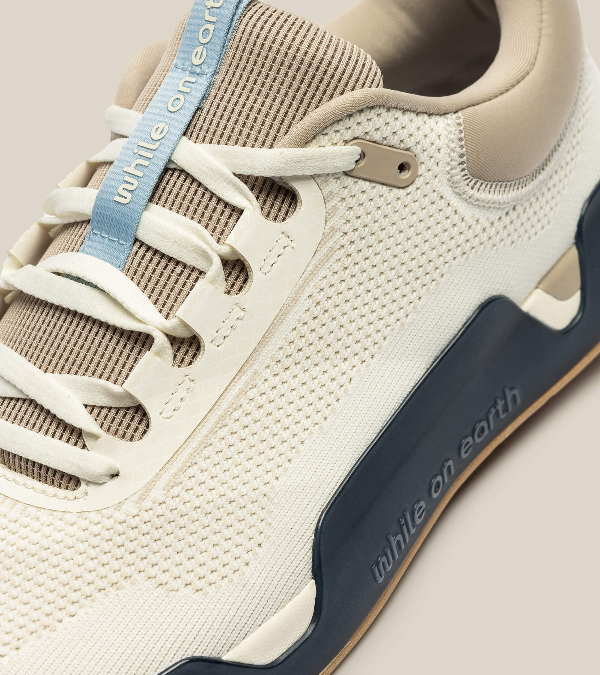 women's move trainer - wheat/midnight