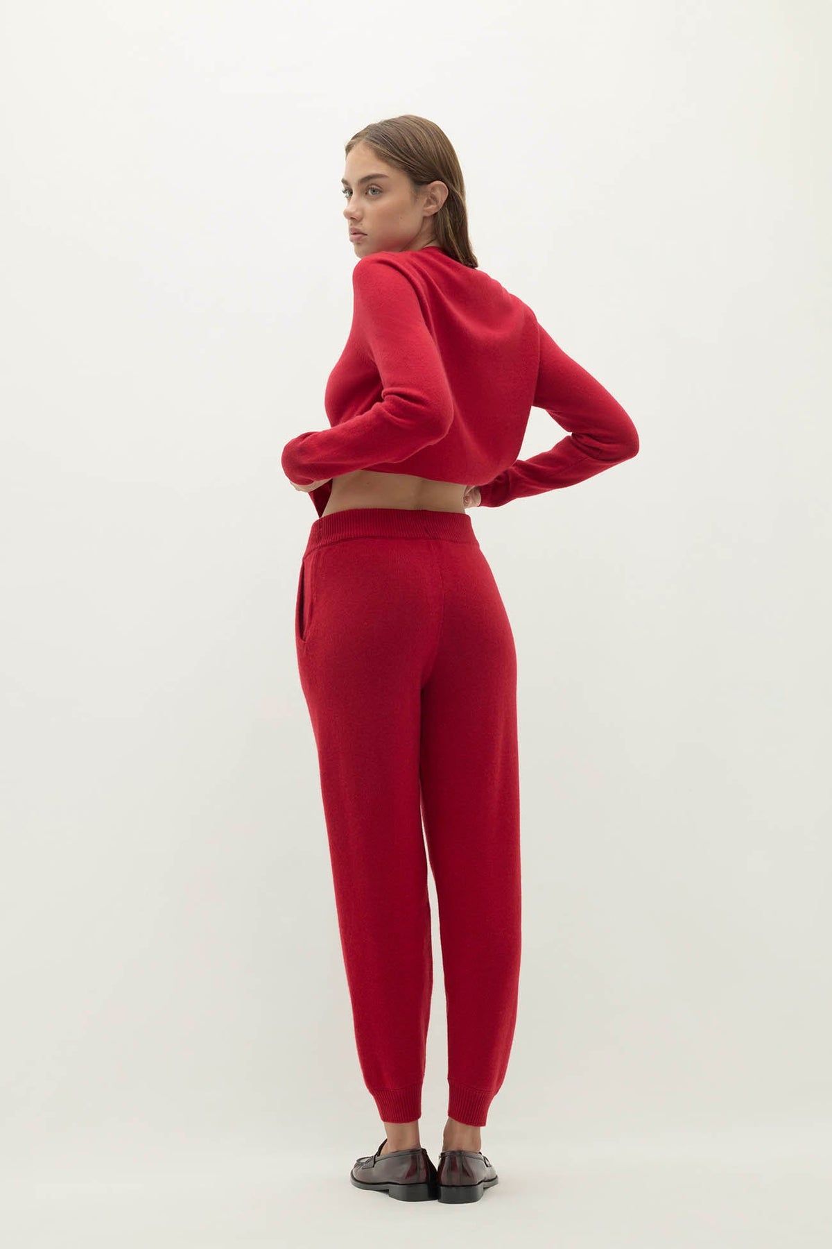 WINTER RED