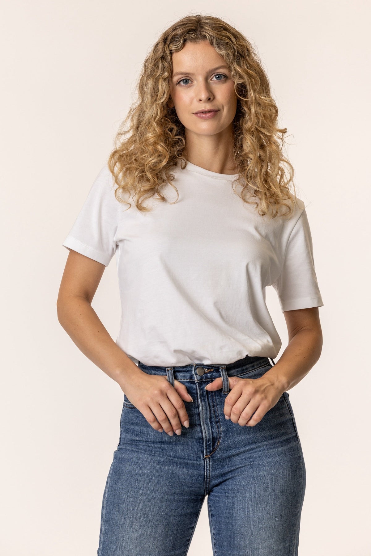 plain white tshirt for women#color_white