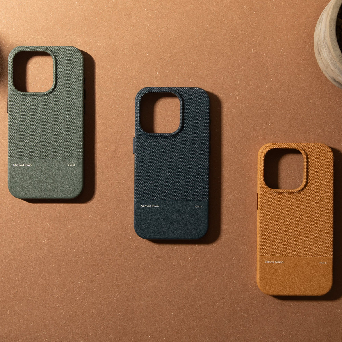 (Re)Classic Case for iPhone 16 - International