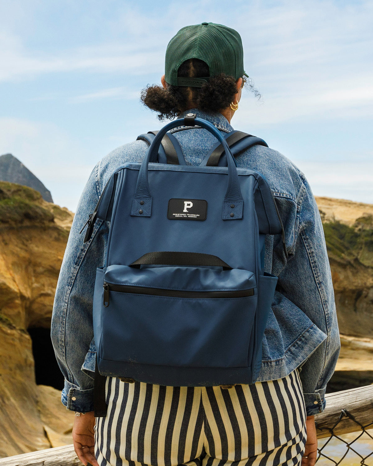 #color_navy