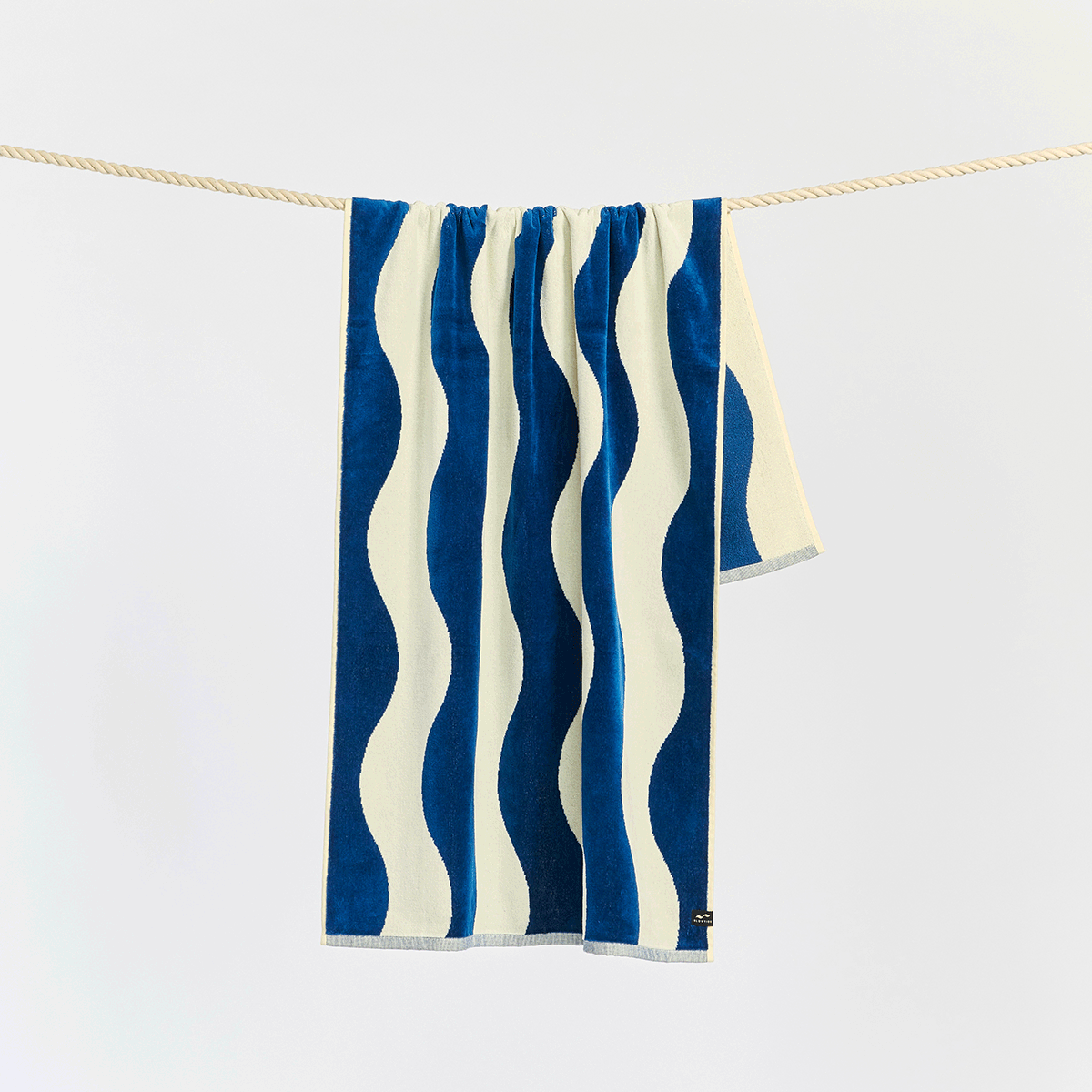 Slowtide Stripe Premium Woven Towel - Deep Pool