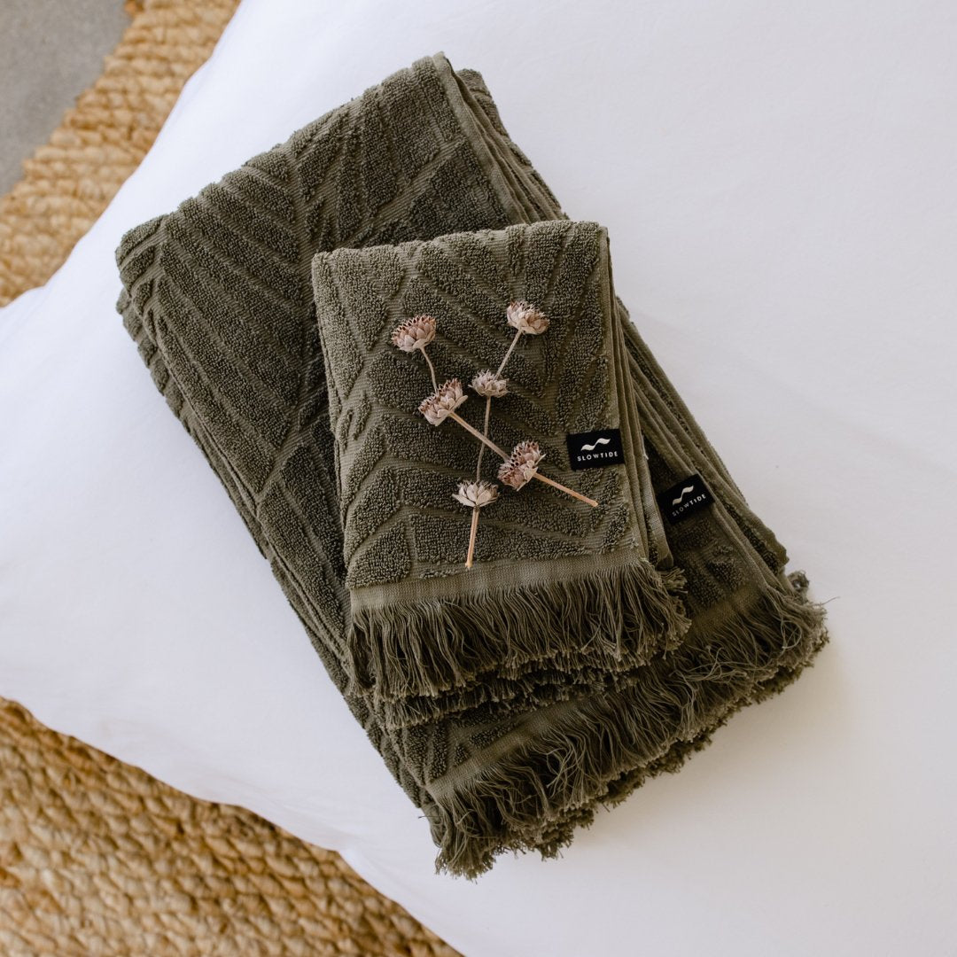 Kalo Bath Towel - Slowtide