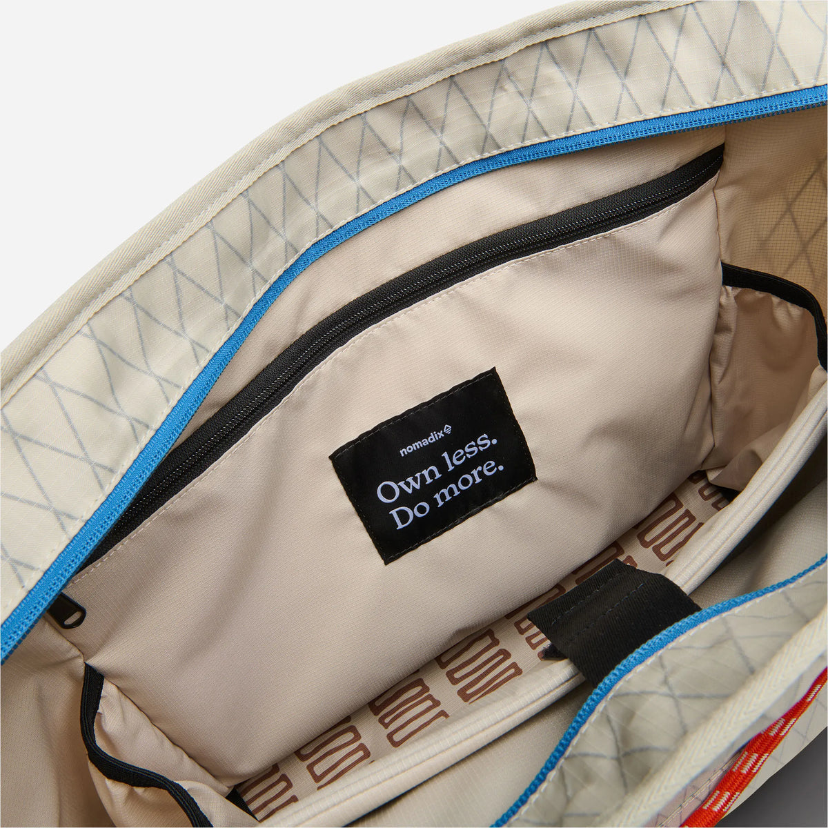 DayTripper Tote 26L