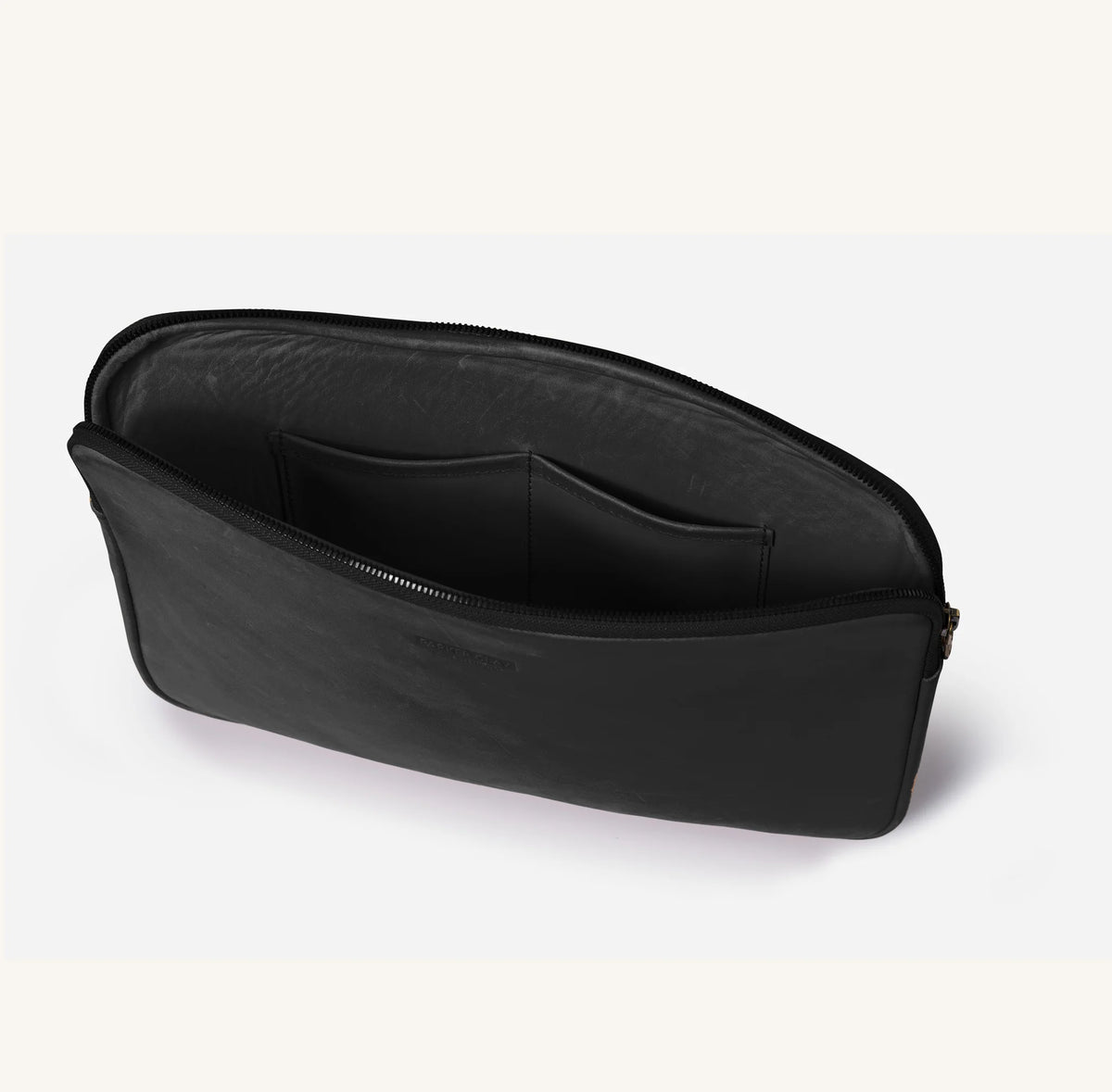 Sira Full-Grain Leather Laptop Sleeve